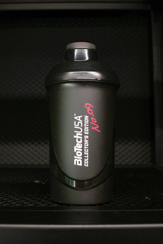 Limitierte Auflage, sammelbarer Shaker (Drachenfrucht-Litschi) - 600 ml
